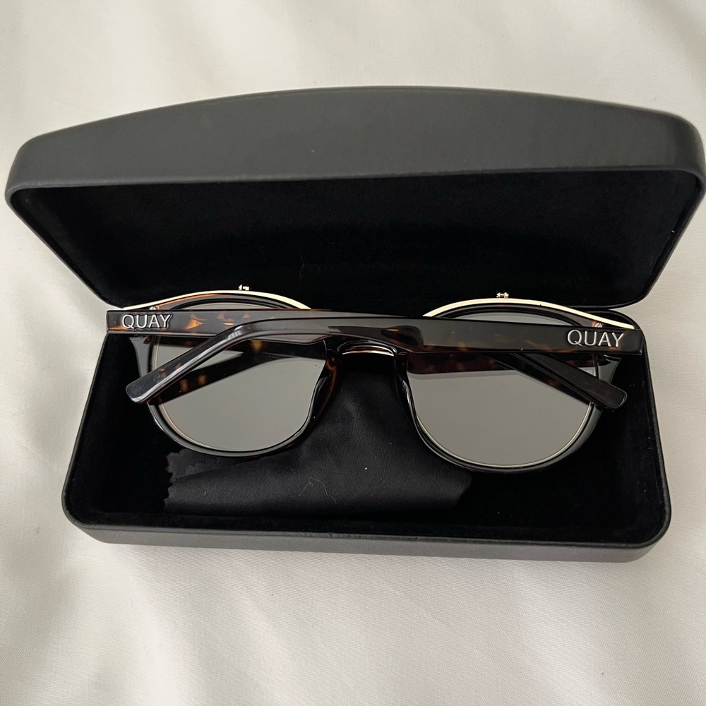Quay sunglasses that open into regular glasses